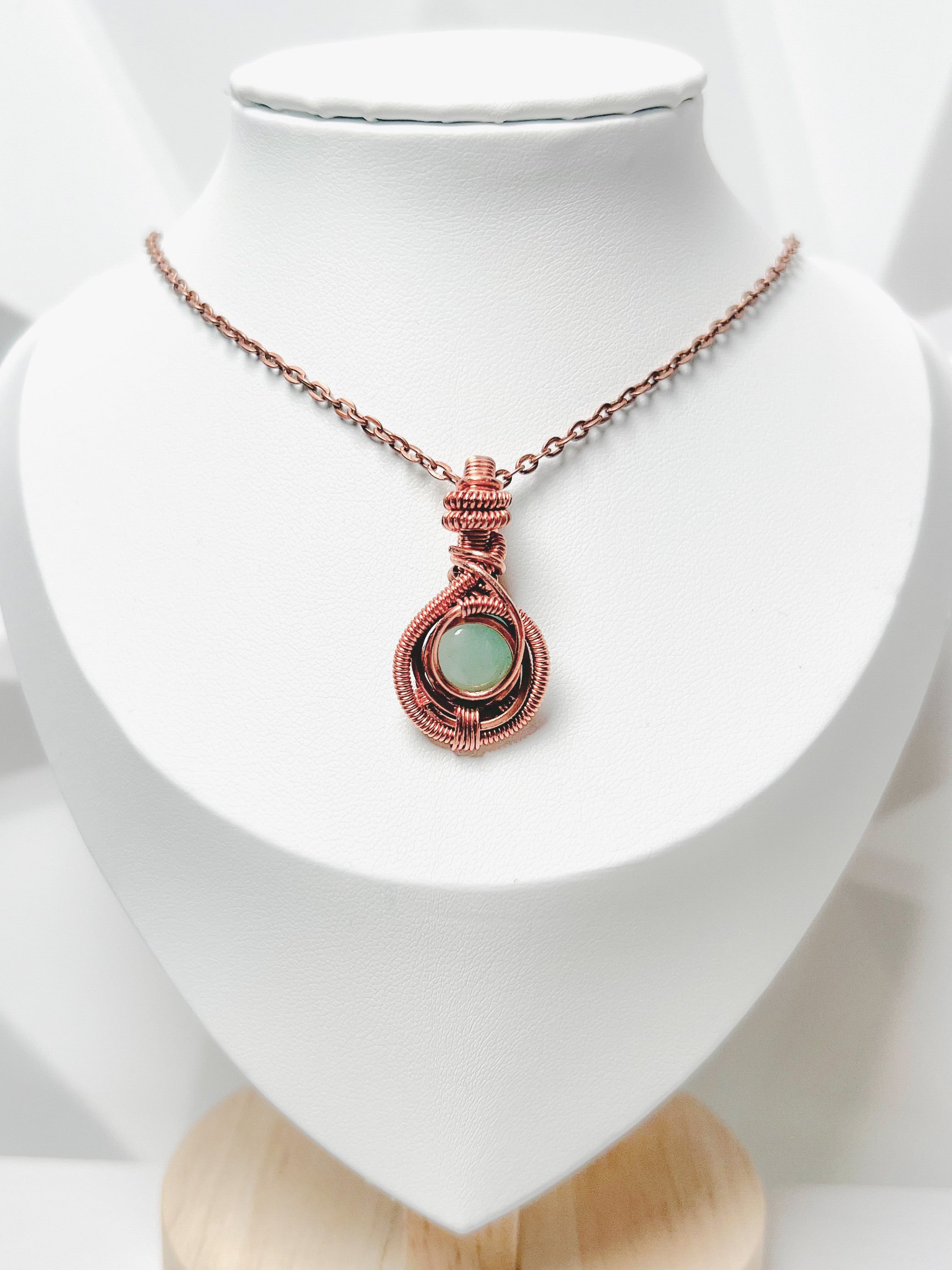 Small Copper & Aventurine Pendant Necklace | Circular Wire Wrapped Necklace Design | Dainty Necklace